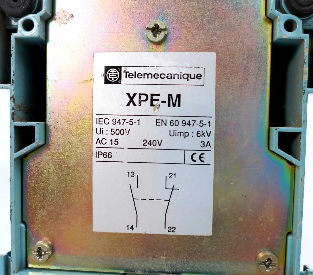 TELEMECANIQUE XPE-M110 Metal Foot Switch Pedal