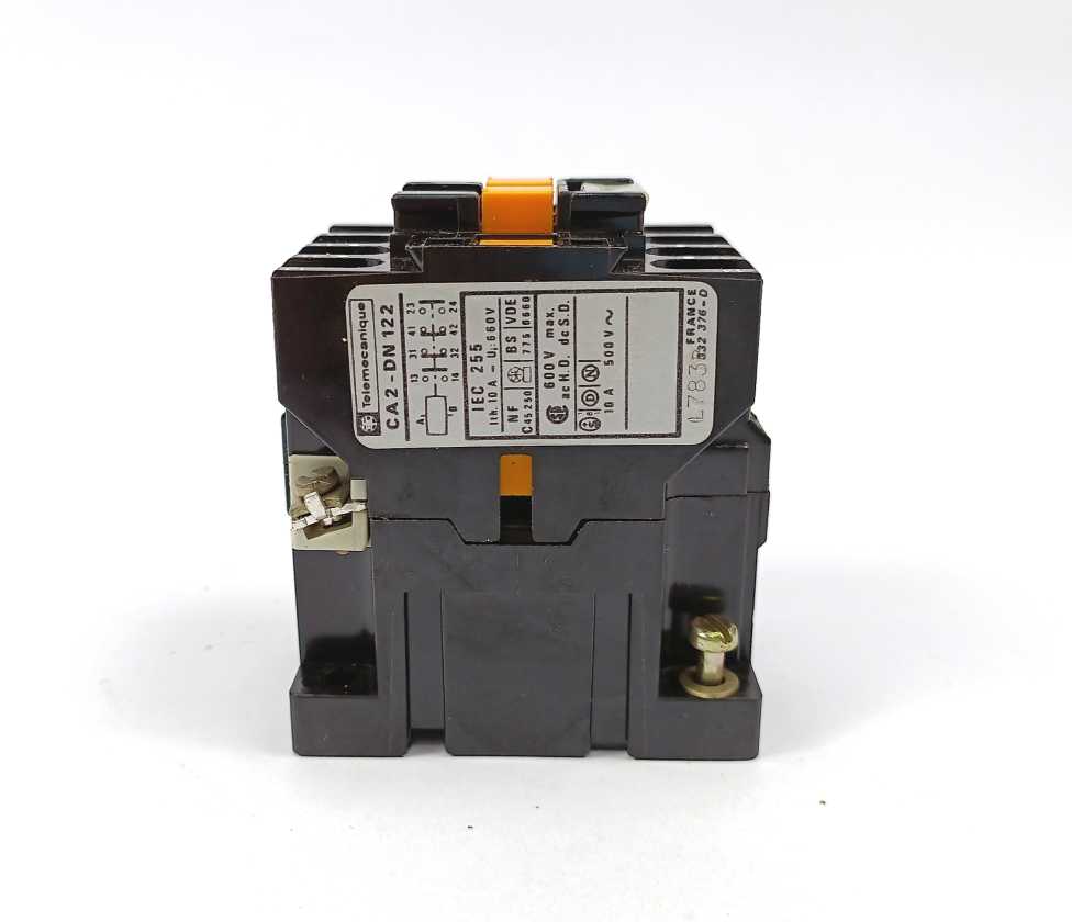 TELEMECANIQUE CA2-DN122 CONTROL RELAY, 24V, 50Hz
