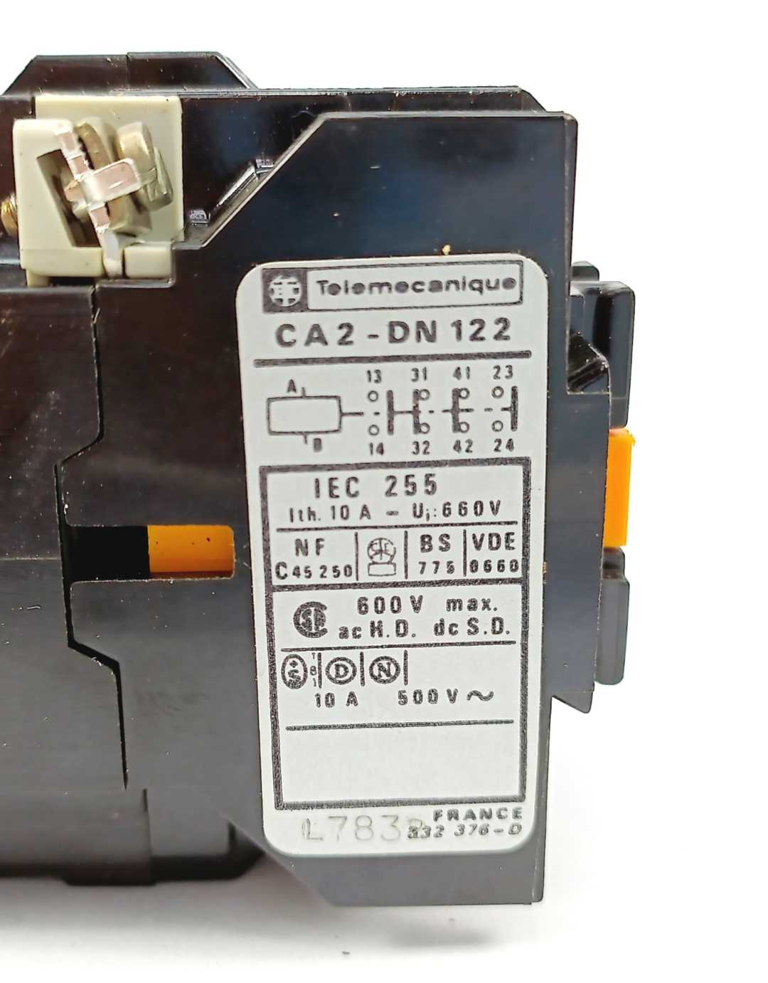 TELEMECANIQUE CA2-DN122 CONTROL RELAY, 24V, 50Hz