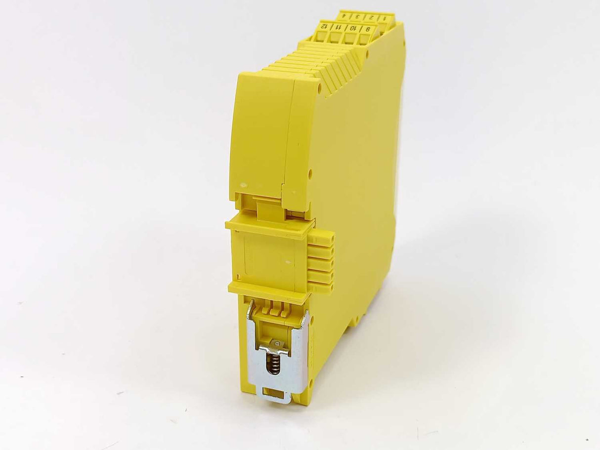 Duelco 1103430 8040504 DSC-MO2 Output Expansion Unit