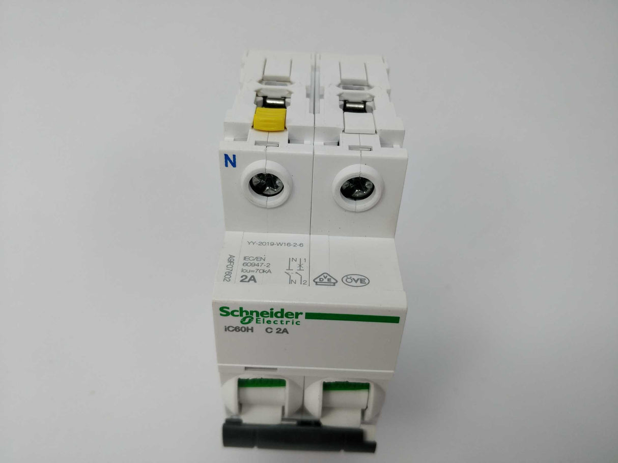 Schneider Electric Acti9 iC60H C 2A Circuit breaker