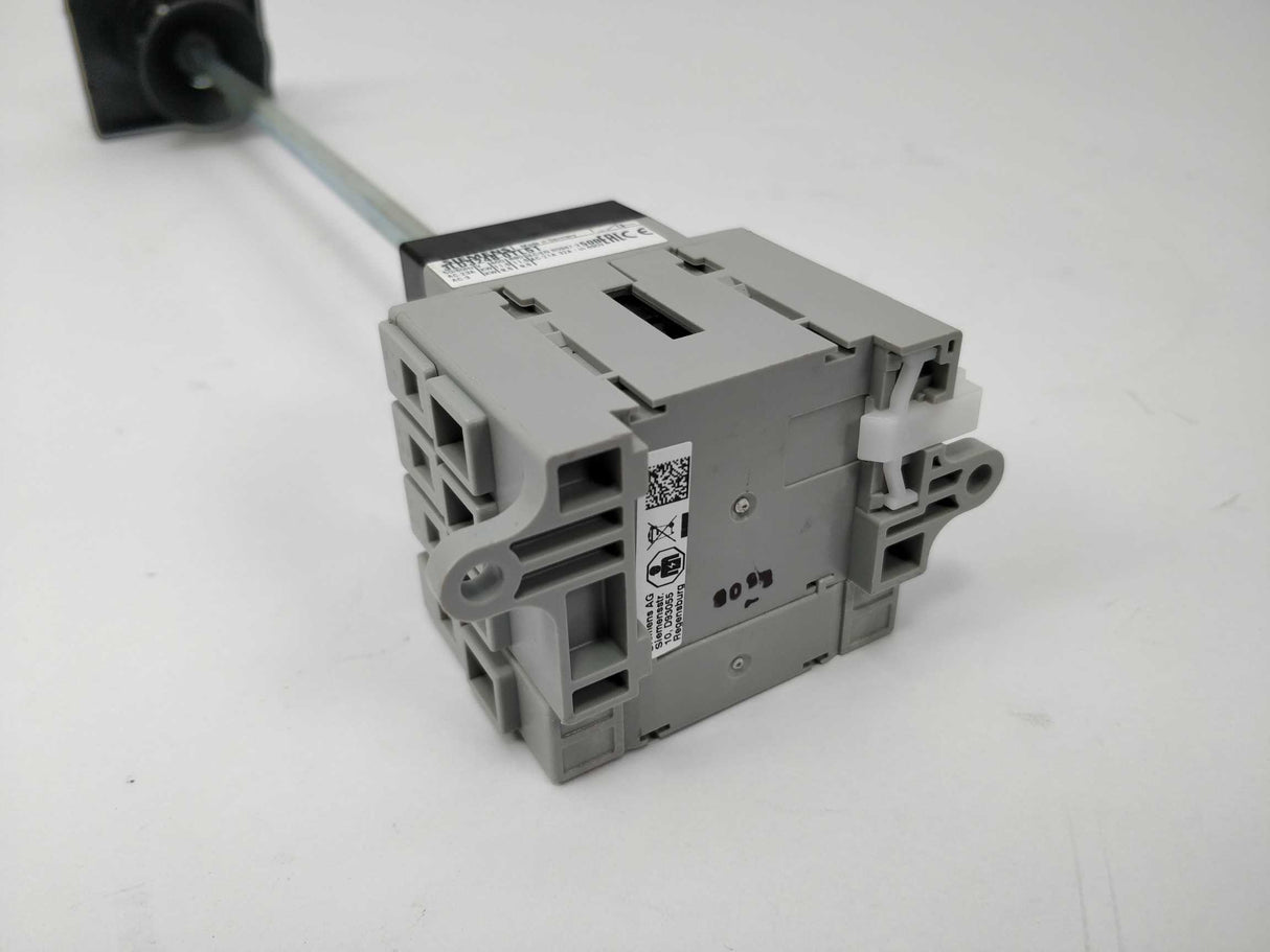 Siemens 3LD3248-0TL51 Load disconnector 3LD3, Iu 32 A Main switch 3-pole