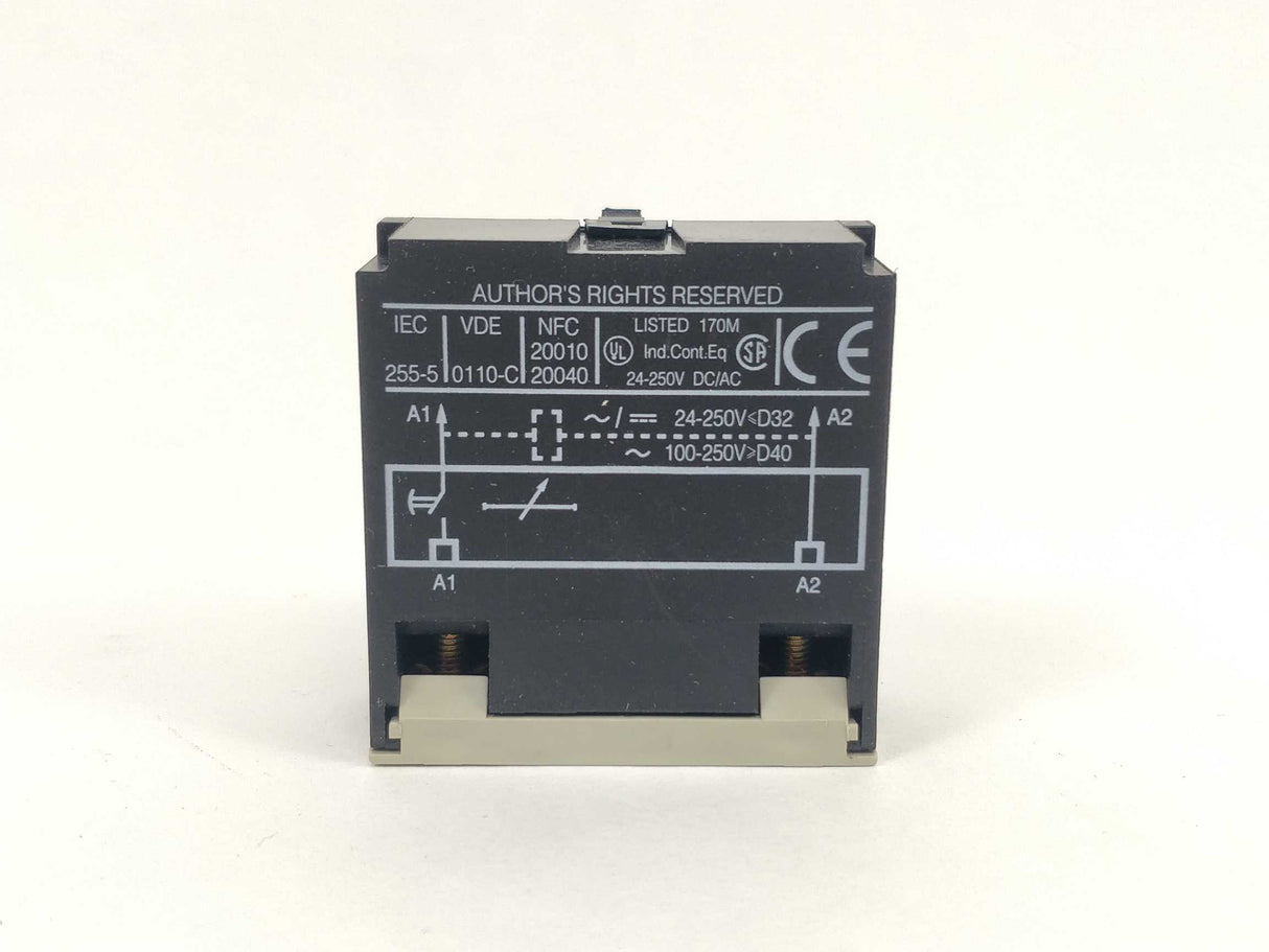 TELEMECANIQUE LA4DT0U 023645 Time Module