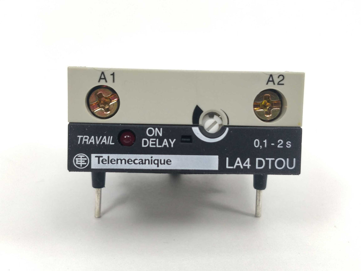 TELEMECANIQUE LA4DT0U 023645 Time Module