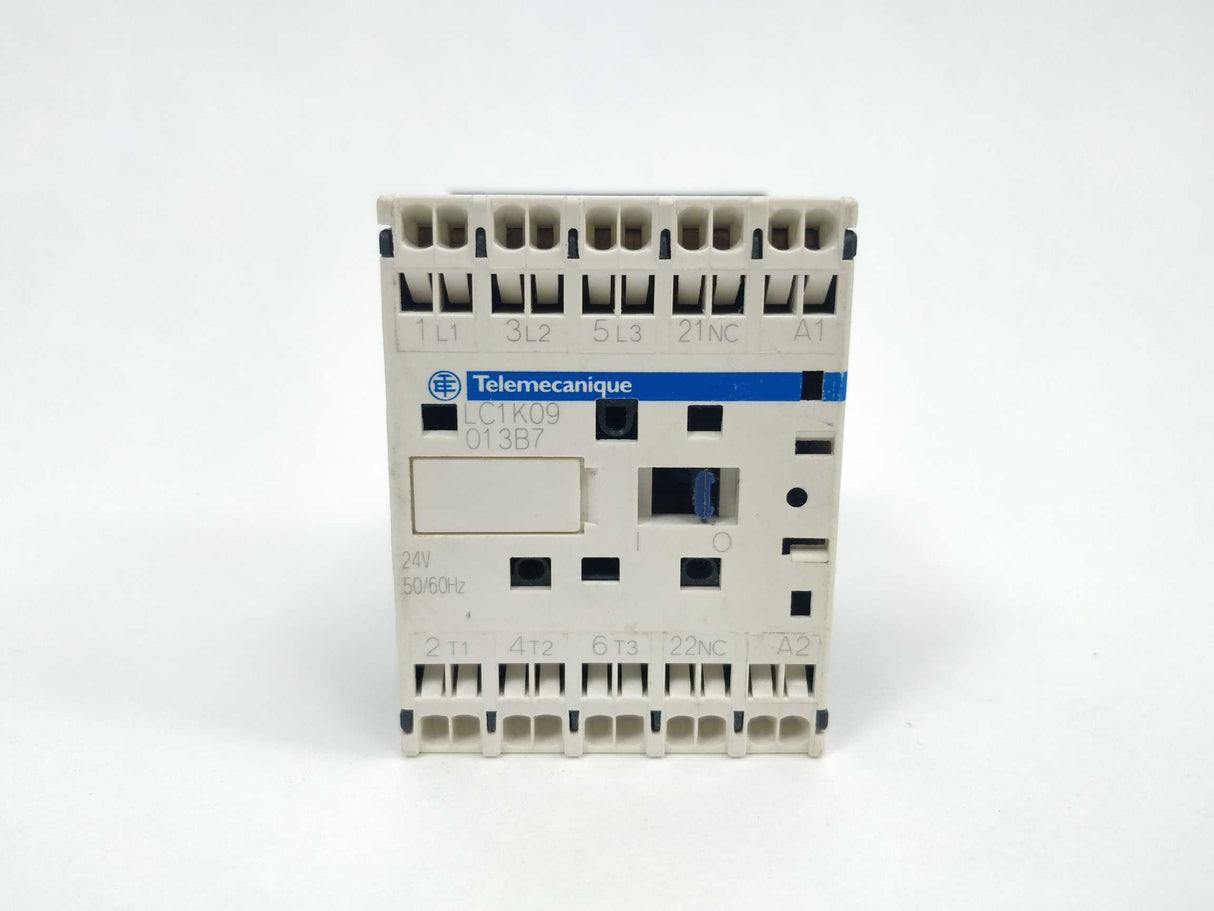 TELEMECANIQUE LC1K09013B7 Coil 24V/AC Contactor