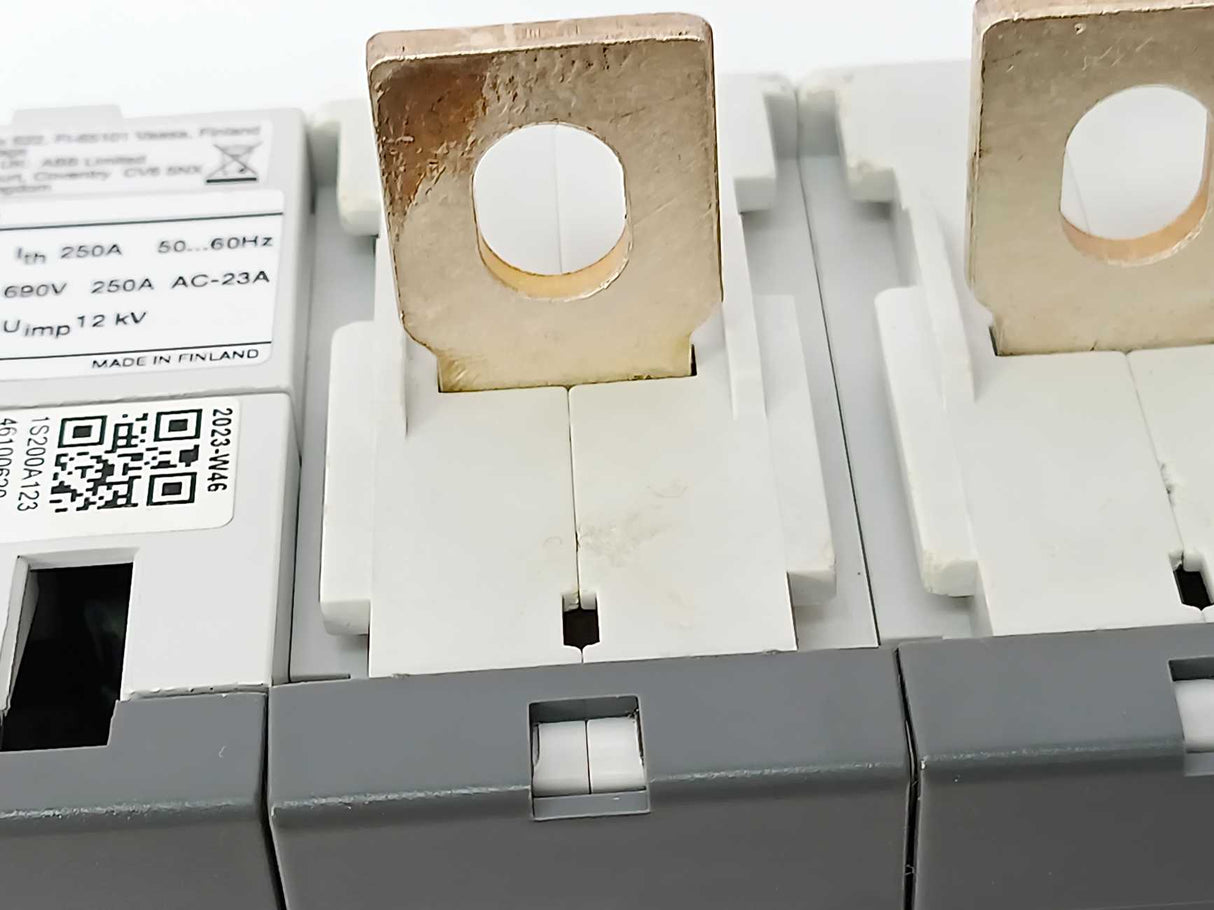 ABB 1SCA022723R0140 OT250E22