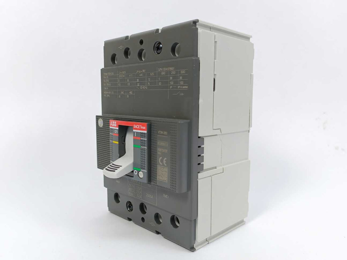 ABB 1SDA068059R1 XT3N 250 TMD 250-2500 3p F F, not used, have been mounted