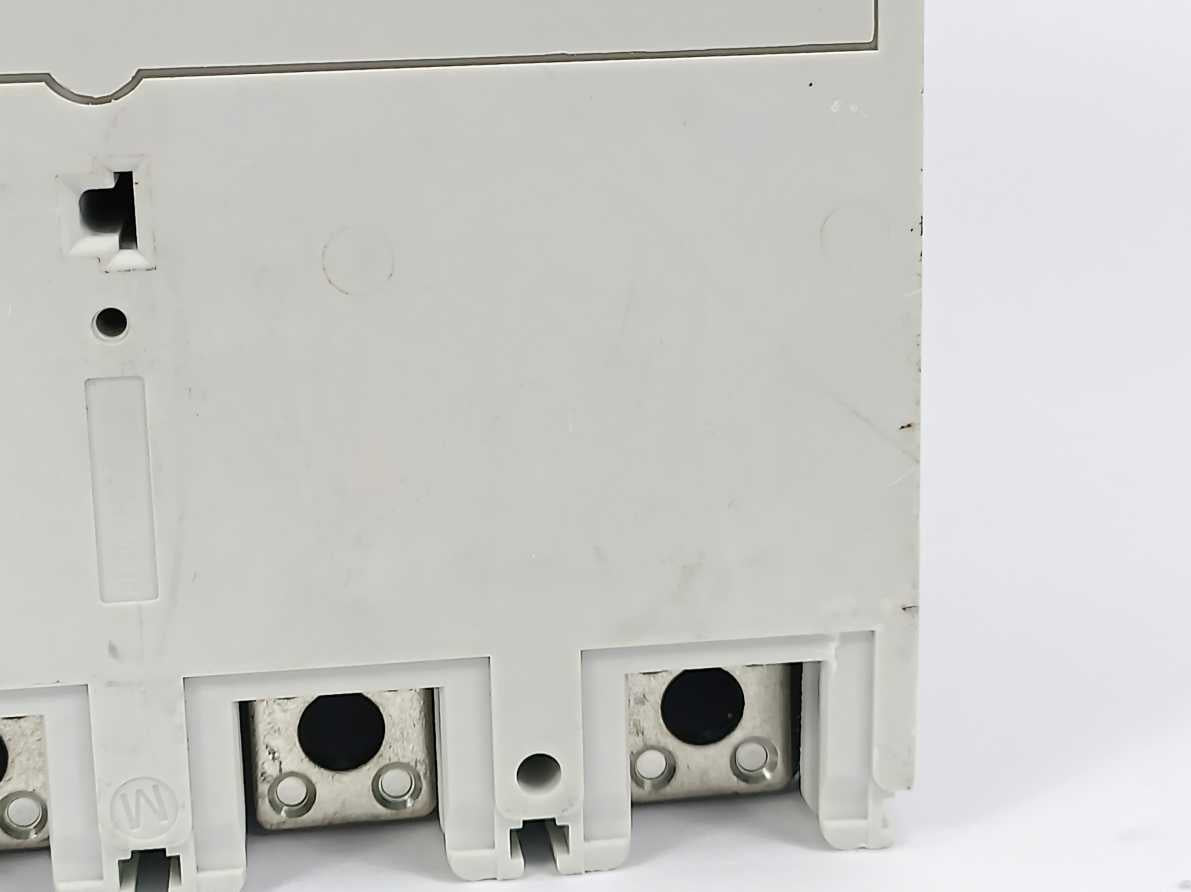 ABB 1SDA068147R1 XT4N 250 Ekip Dip LS/I In=250A 4p F F