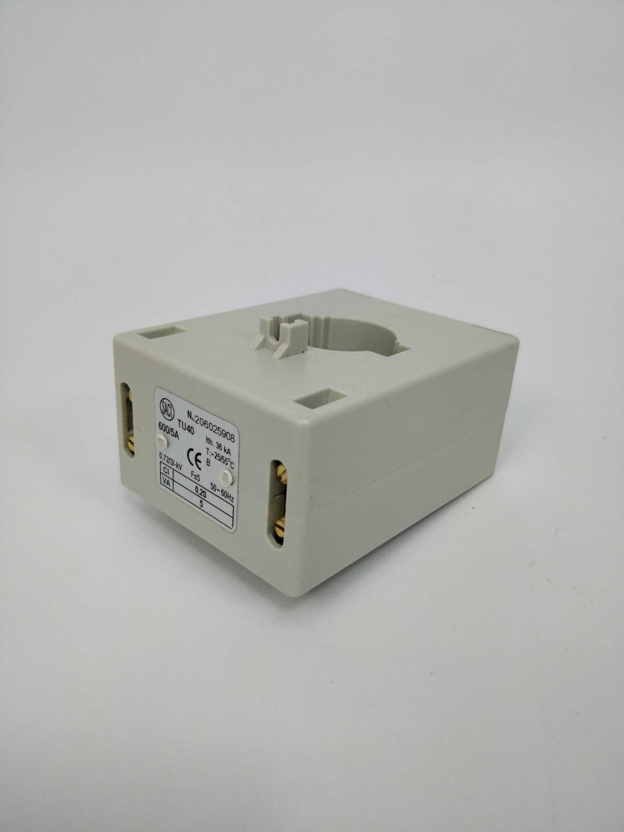 SACI TU40 600/5A Current transformer