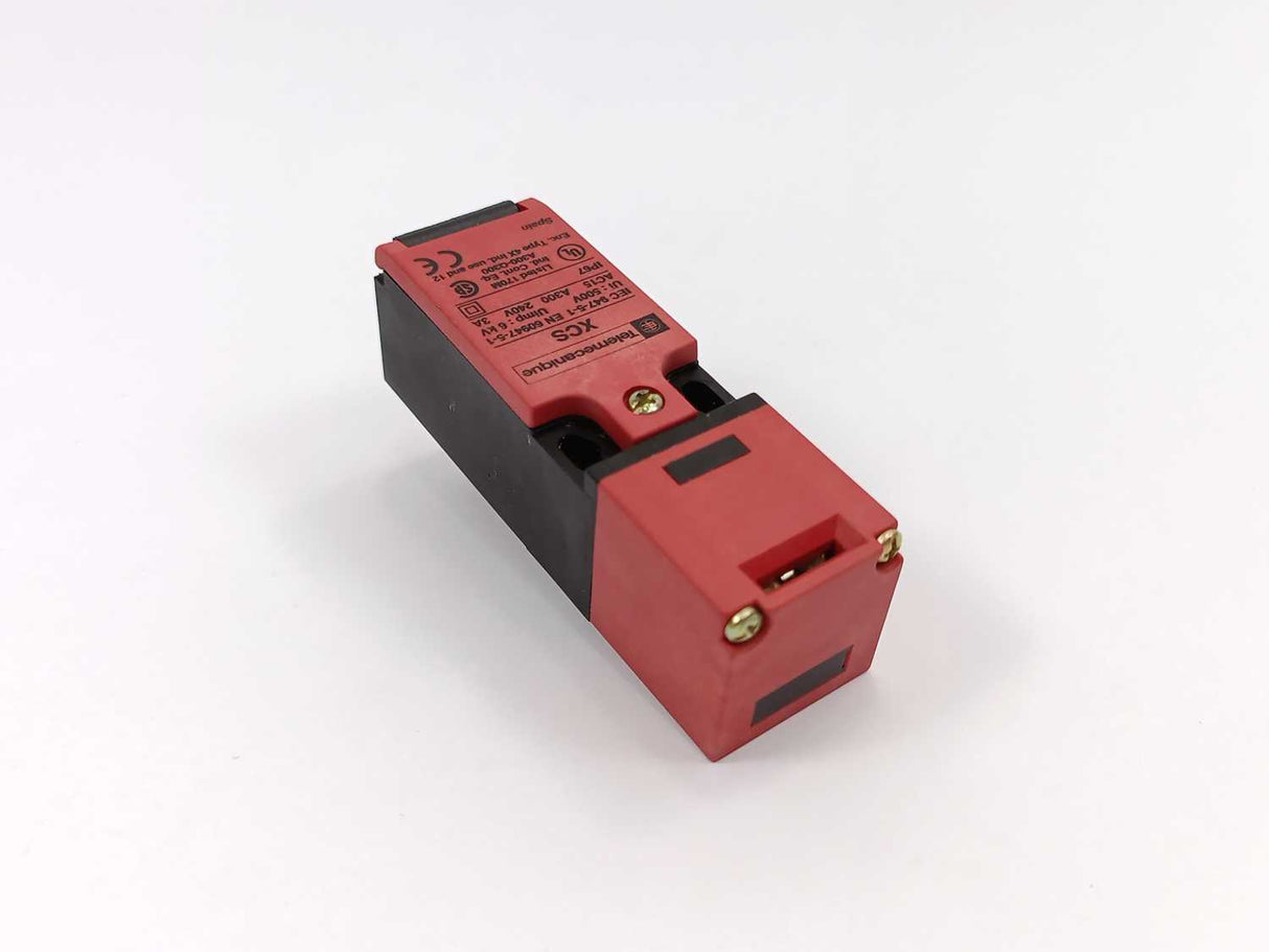 TELEMECANIQUE XCSPA592 072062 safety switch