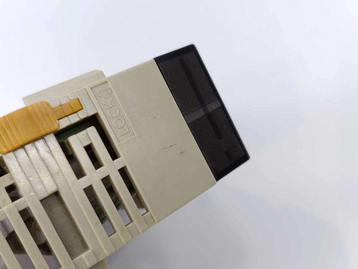 OMRON CQM1-OD214 Output Unit