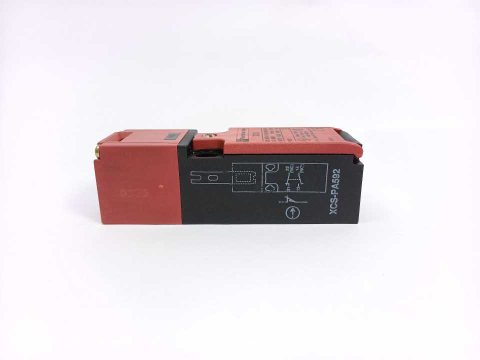 Telemecanique Sensors XCS PA592 XCS PA592 Safety Interlock Switch