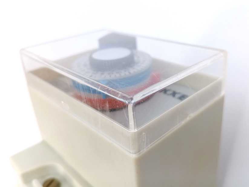 GRÄSSLIN V 73 TU Electromechanical Analogue Time Switch / Timer Relay