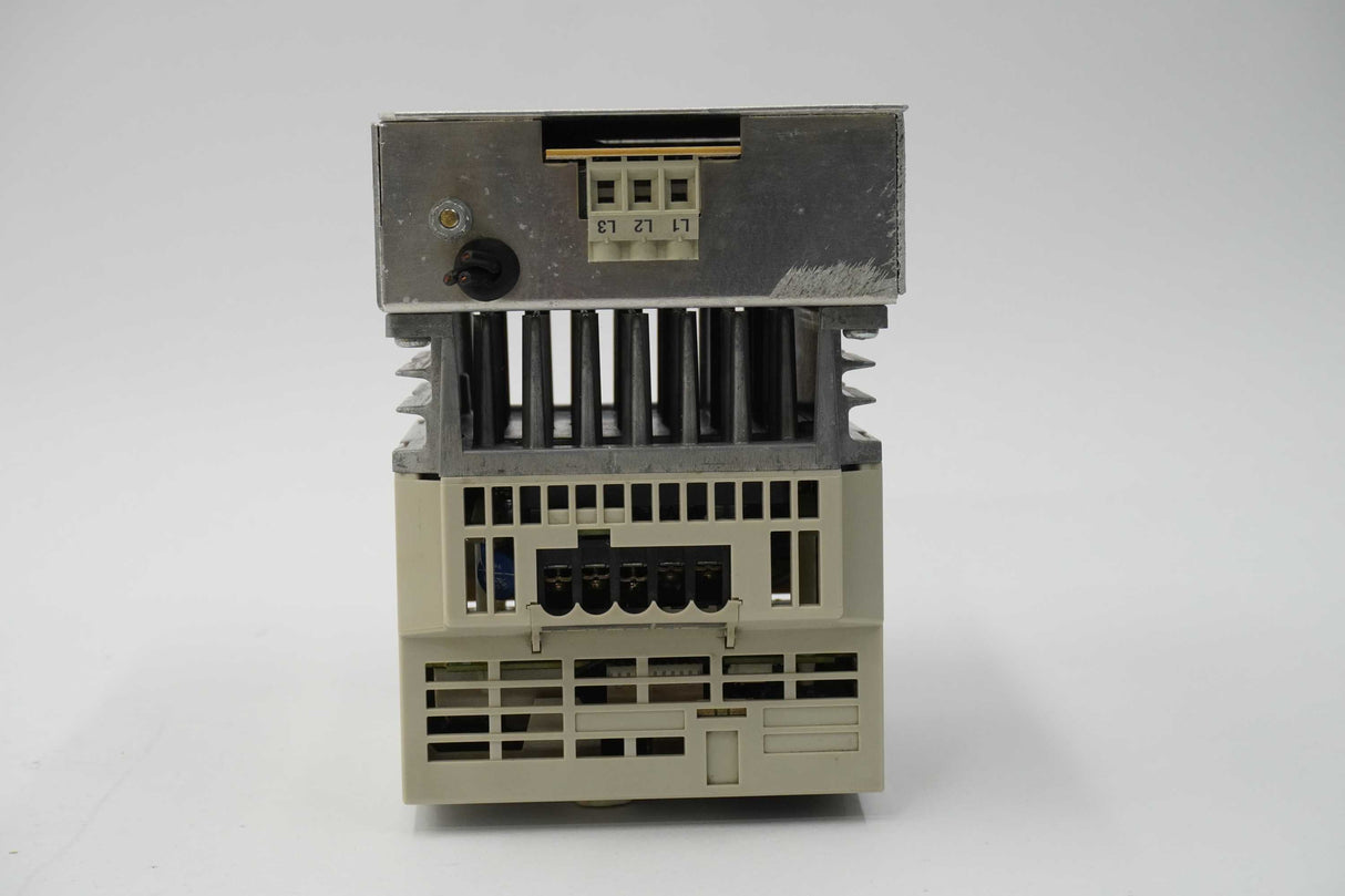 OMRON 3G3EV-A4004-CE Sysdrive 3G3EV-Inverter 0.55kW 400V Class 3PH