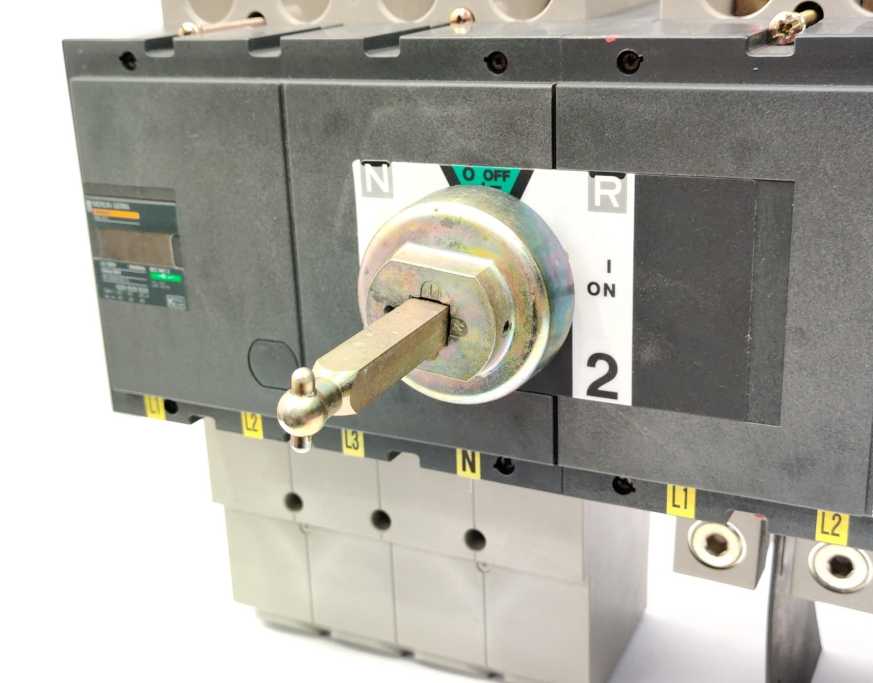 Merlin Gerin INS 400 Interpact Ui 750V x2