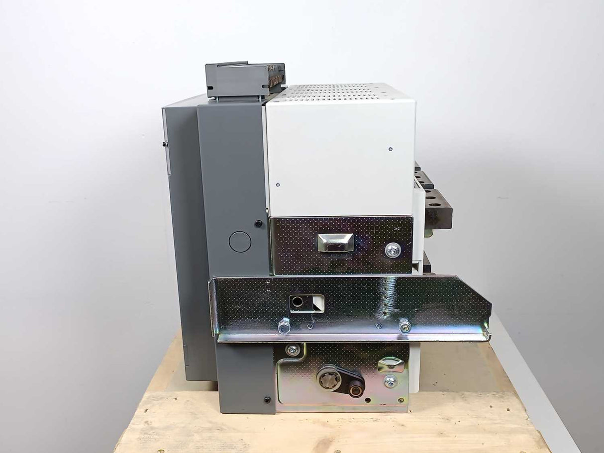 ABB 1SDA055876R1 Emax SACE PR122/P-LSI