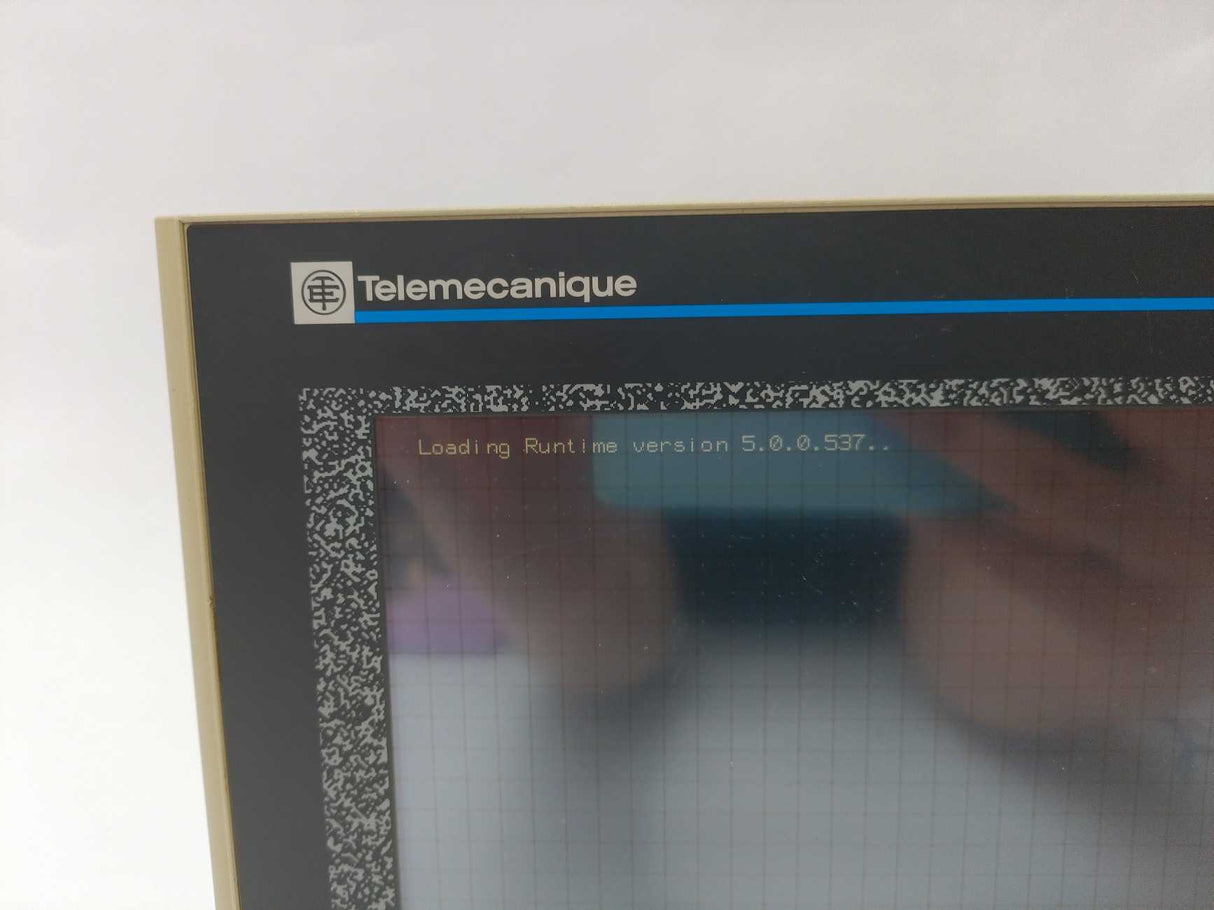 TELEMECANIQUE XBTG4320 Magelis Touch Panel HMI 7 MULTI COL S