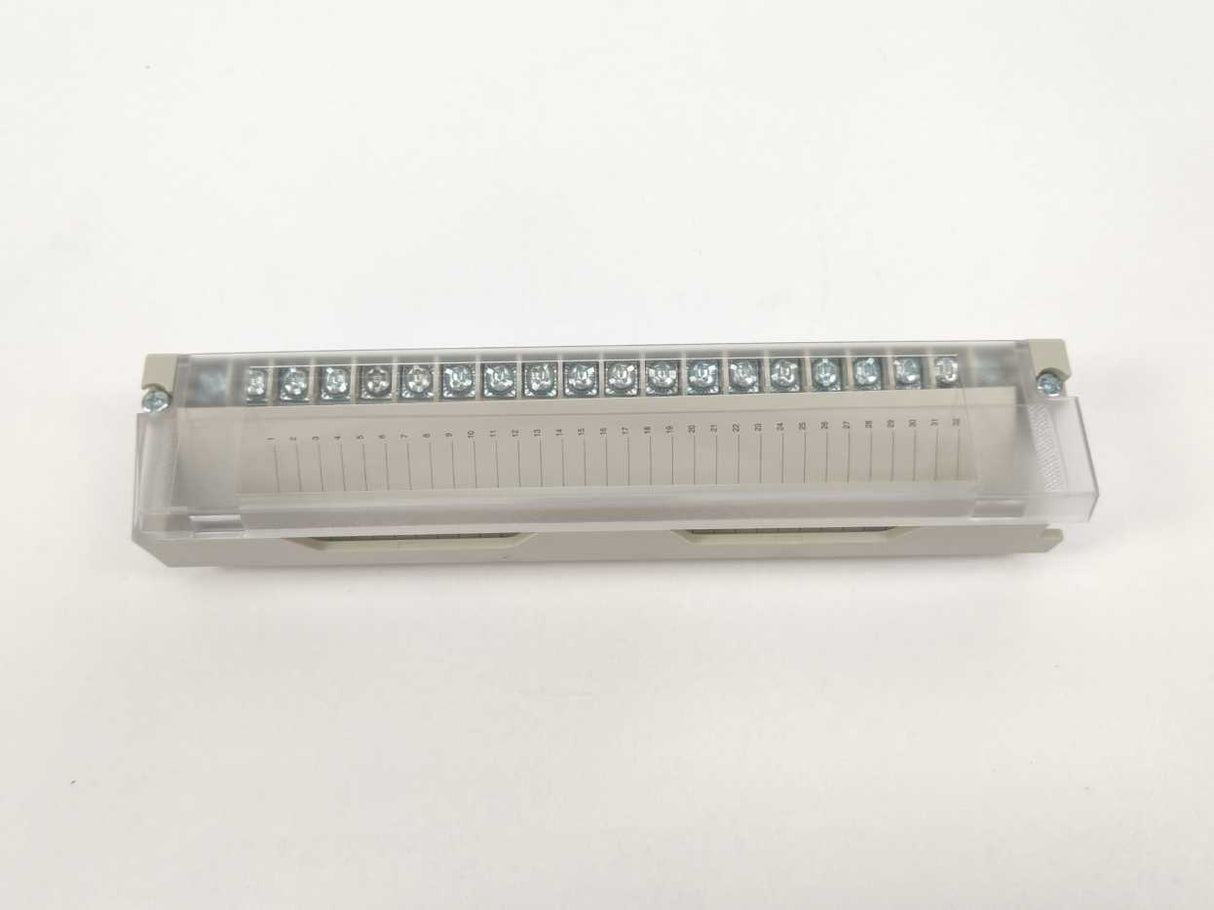 Schneider Electric 140XTS00200 TSX Quantum Term Strip, 40 POS