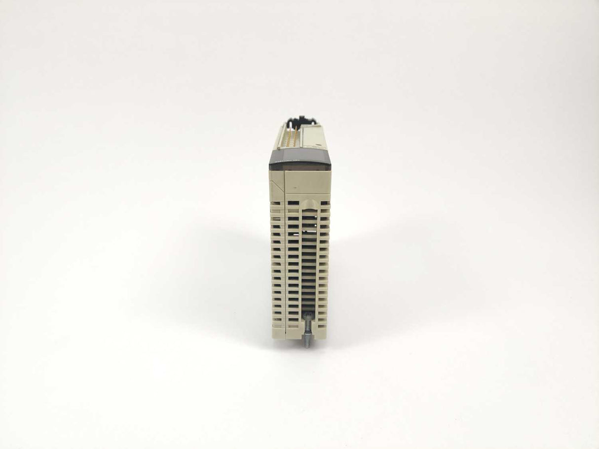 Schneider Electric TSXDSY16T2 Discrete Output Module