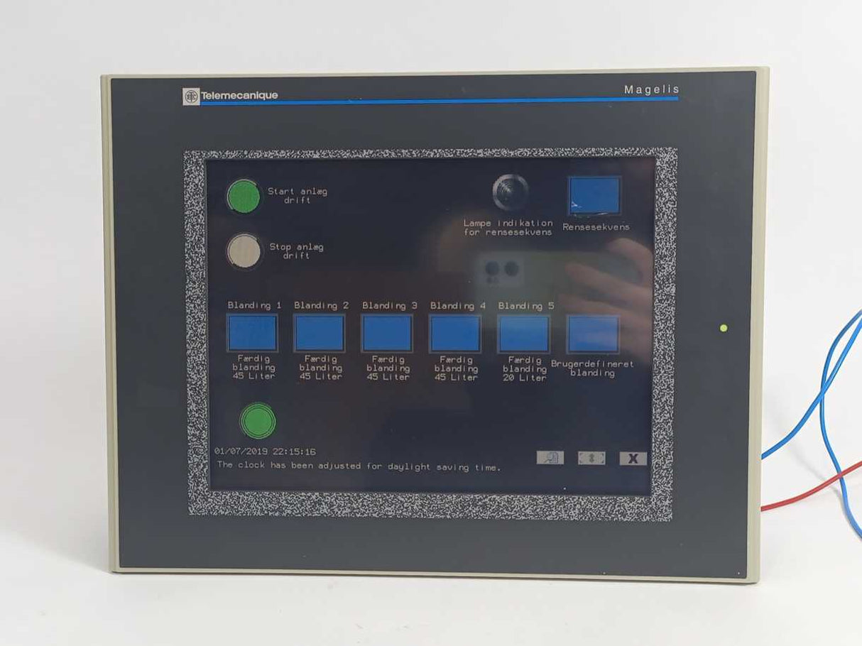 TELEMECANIQUE XBTG5330 MAGELIS 10.4" Touchscreen Operator Interface