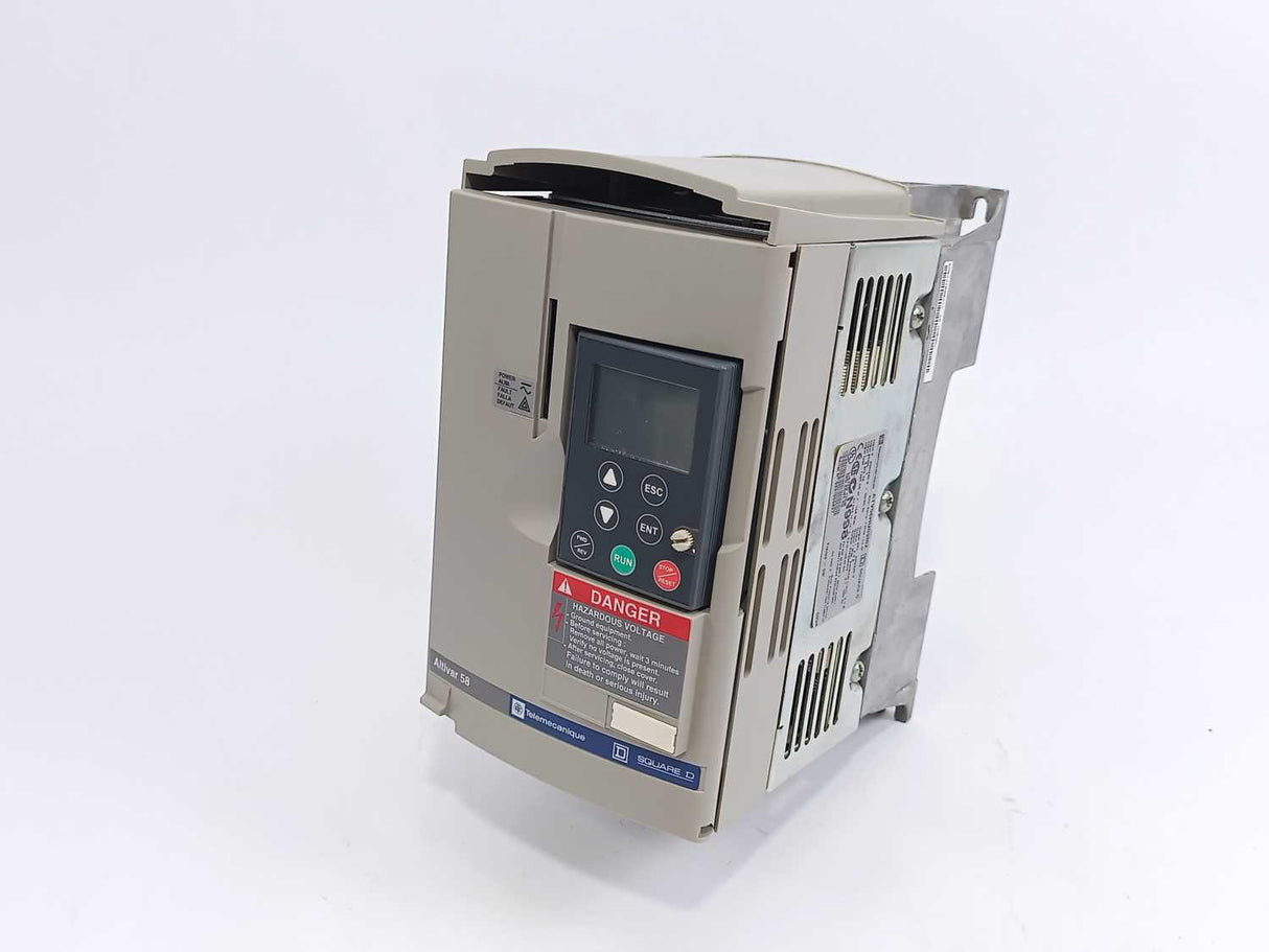 TELEMECANIQUE ATV58HU09M2 Square D Altivar 58 Variable Speed Drive 0.37kW/0.5HP