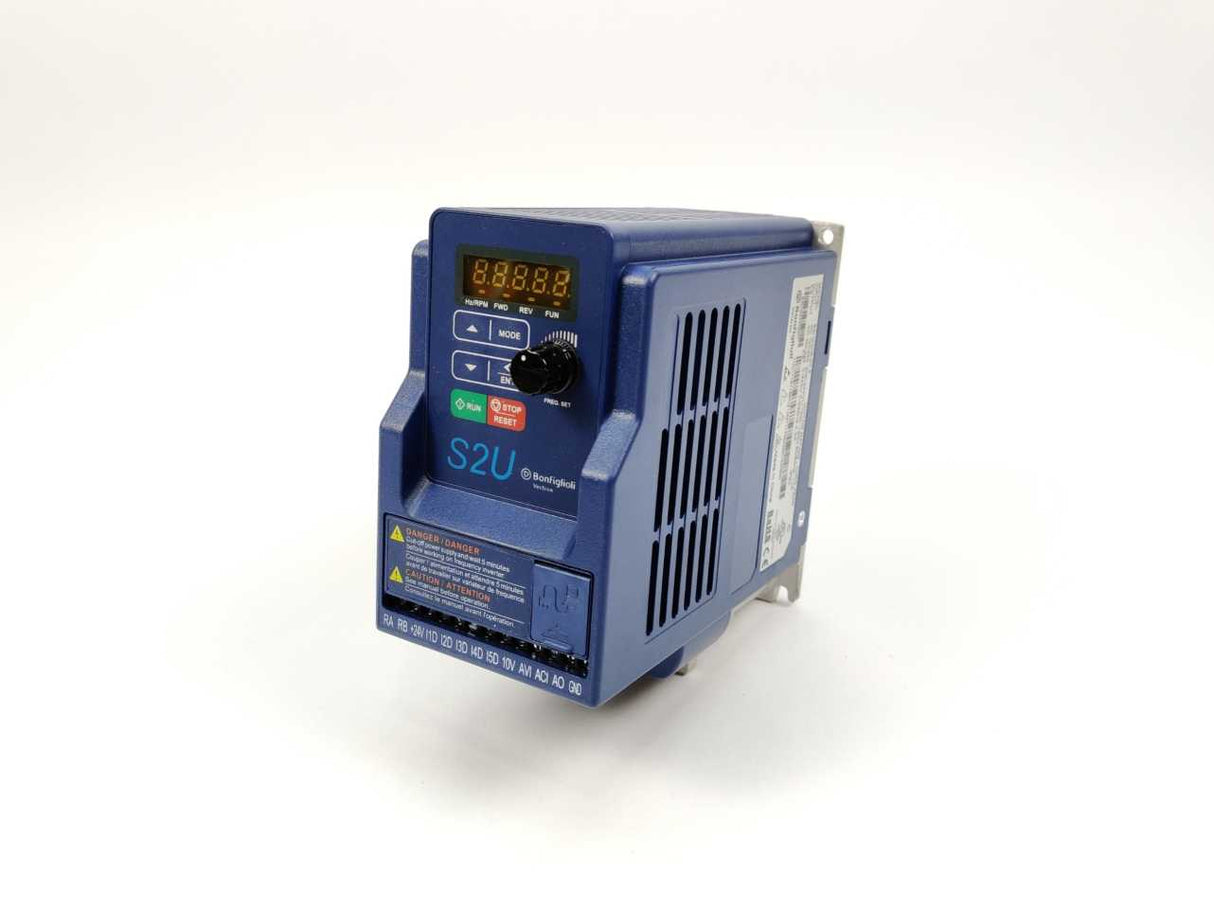 BONFIGLIOLI S2U230S-07F S2US07F0001 AC Frequency Inverter