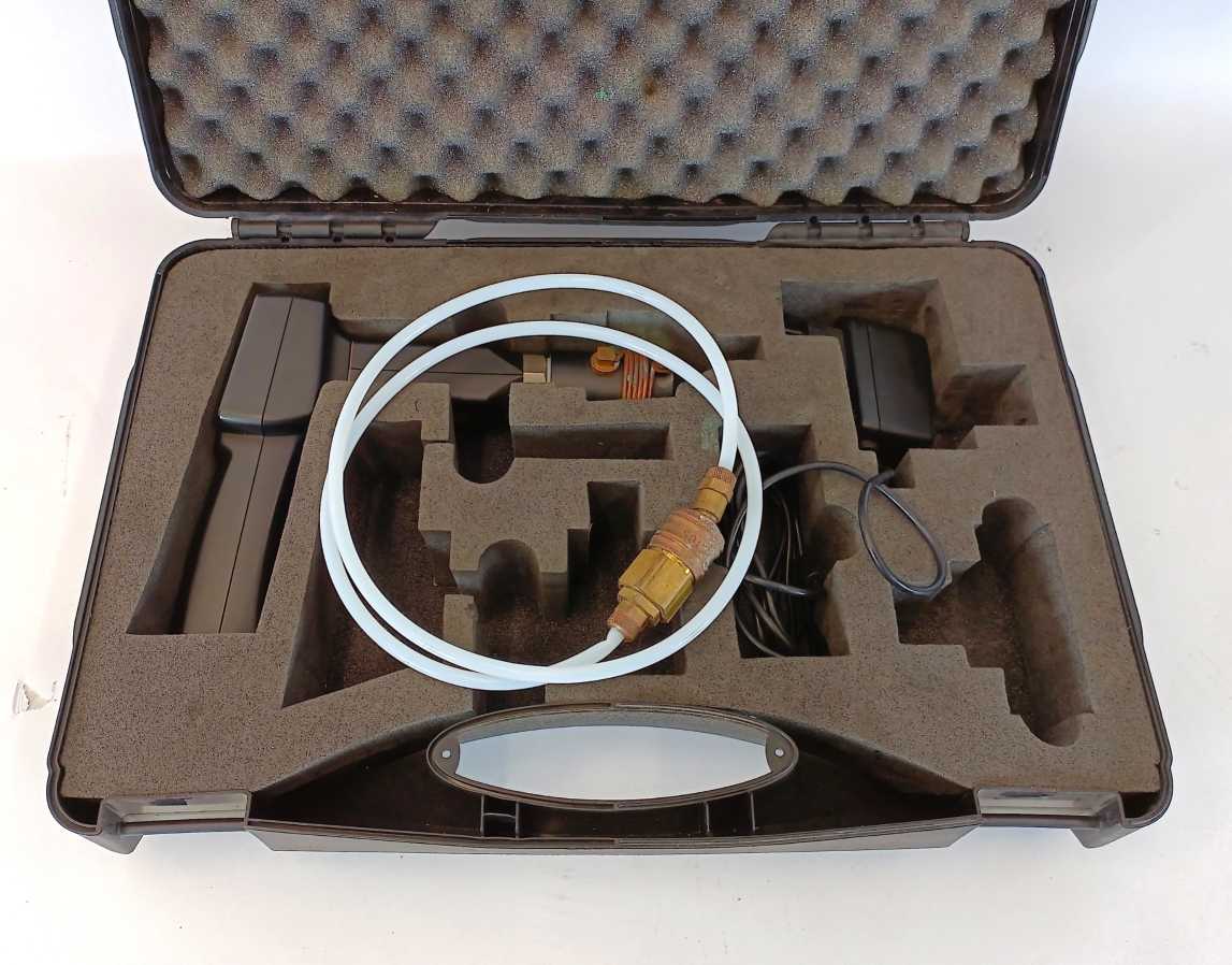 Messtechnik GmbH DP-300 Portable dew point measurement instrument