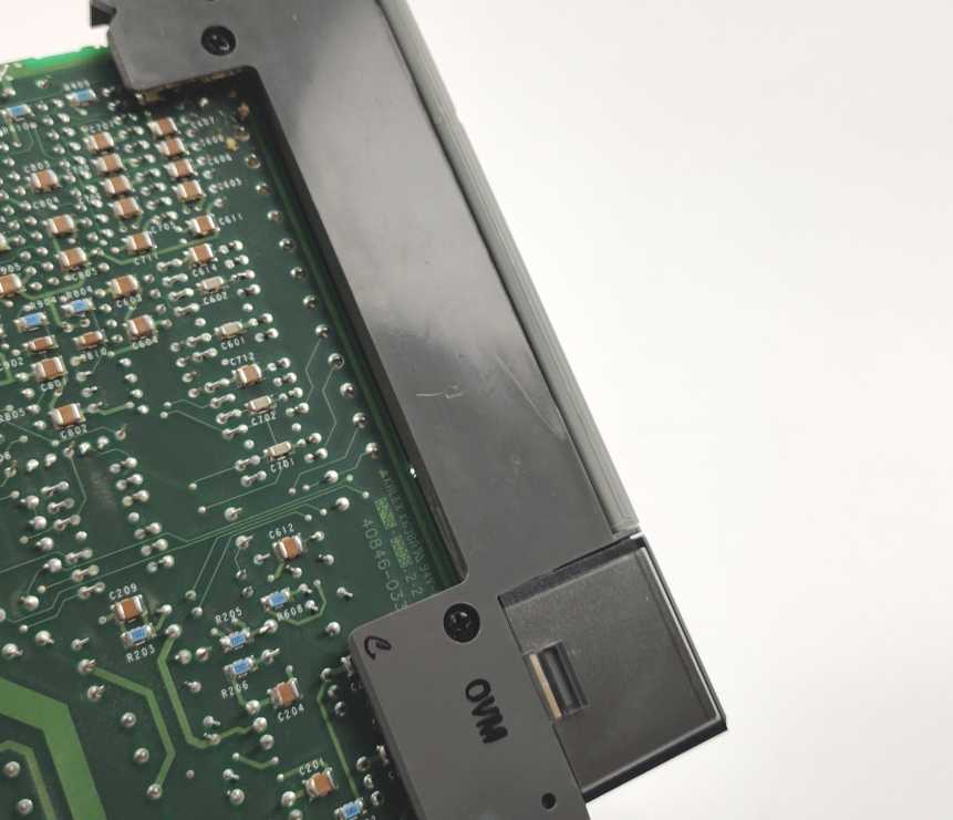 AB 1746-NI04I Ser. A ; Fac. 1P ; SLC 500 Analog Combination Module