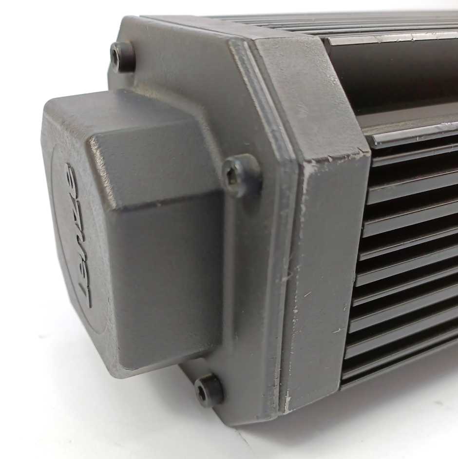 LENZE MDSKABS056-22 3~ AC Async Servo Motor