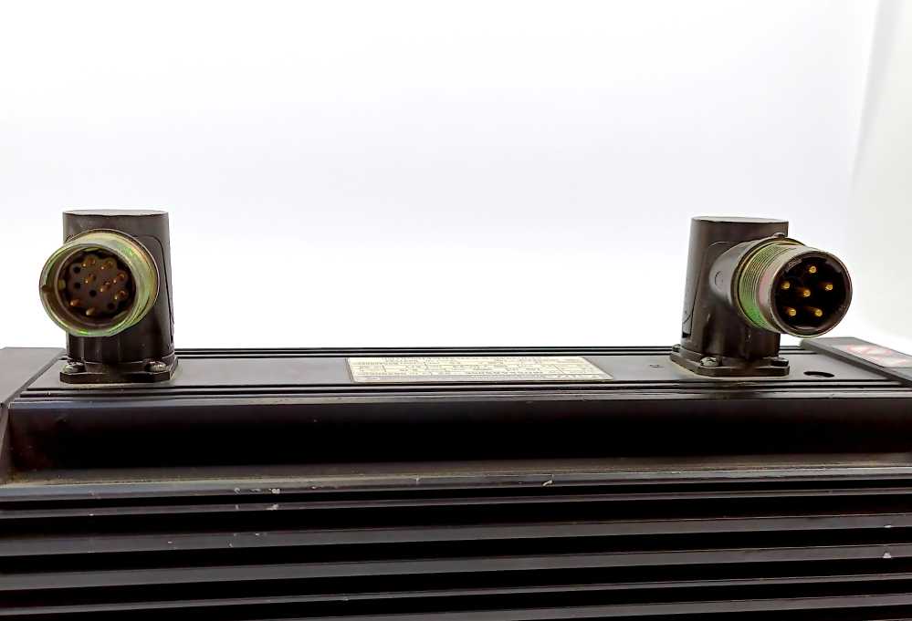 LENZE MDSKABS056-22 3~ AC Async Servo Motor