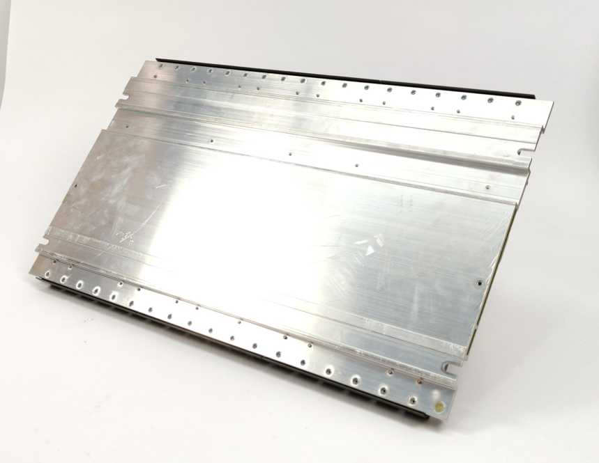 Siemens 6ES7400-1TA00-0AA0 SIMATIC S7-400 UR1 Rack 18 Slots