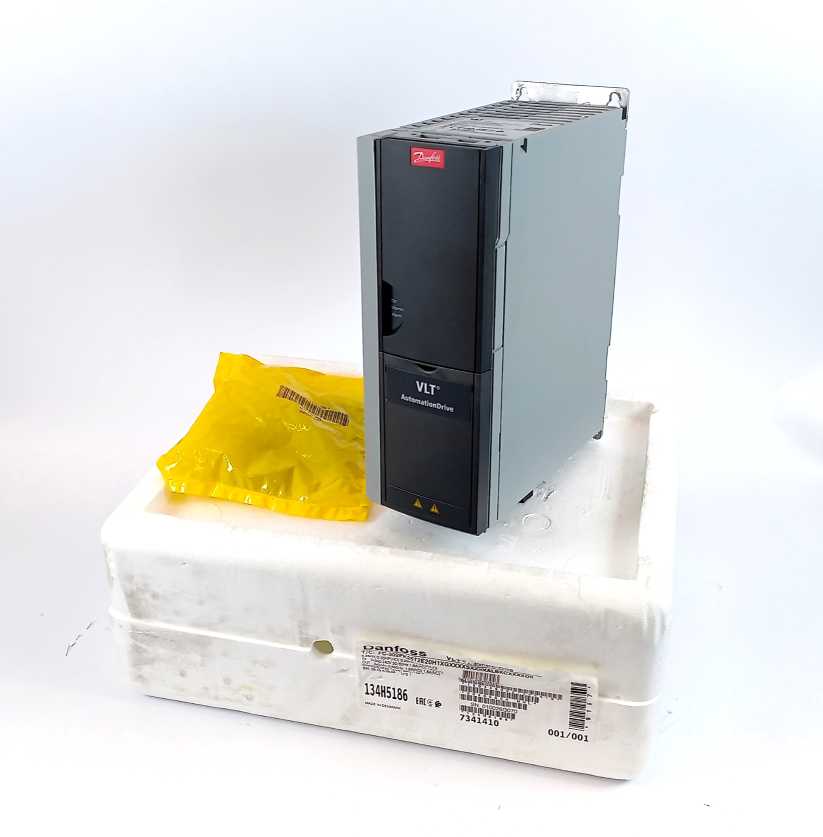 Danfoss 134H5186 FC-302PK25T2E20H1 0,25kW 0,33H Frequency Converter