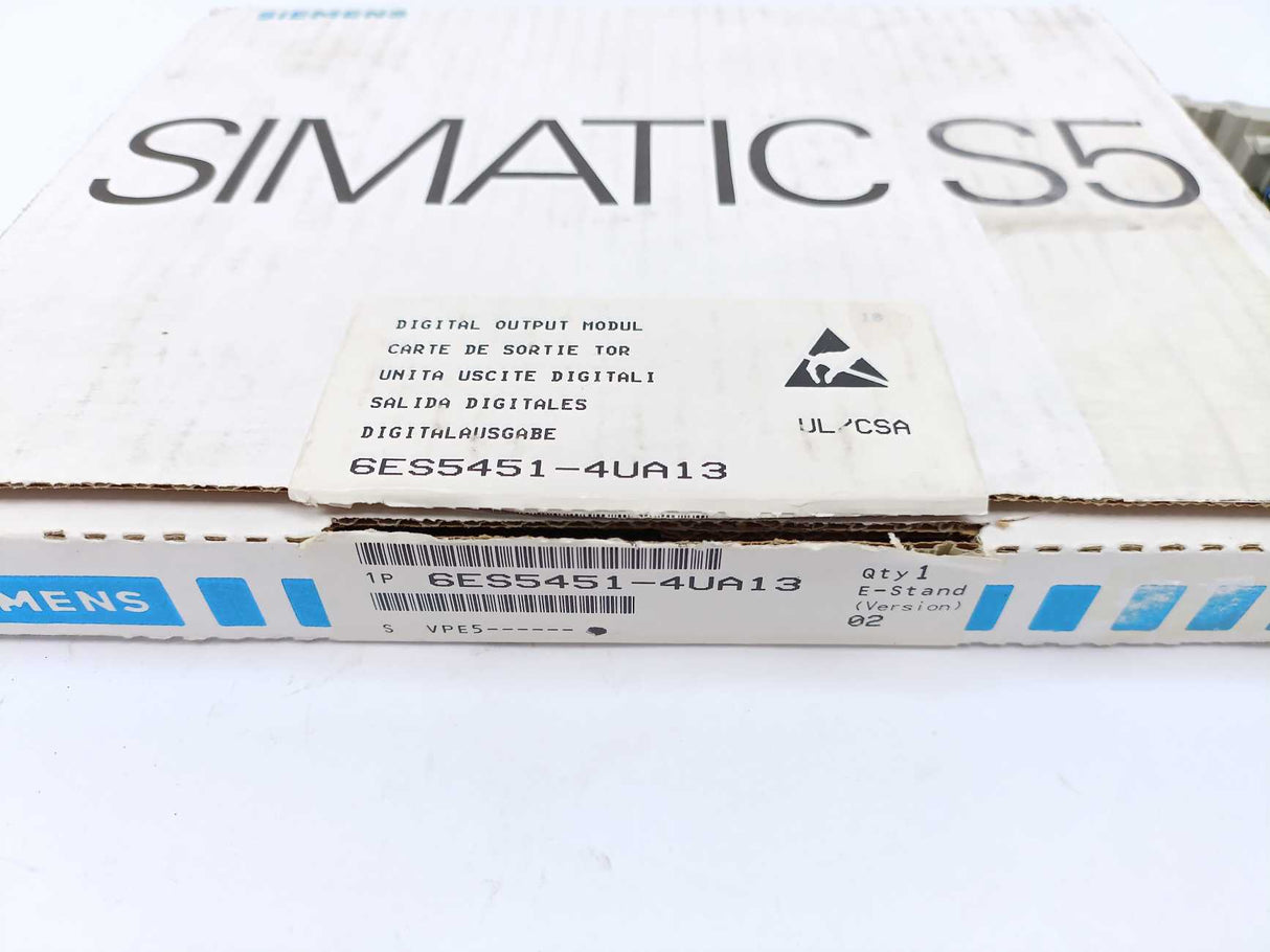 Siemens 6ES5451-4UA13 Digital Output Module