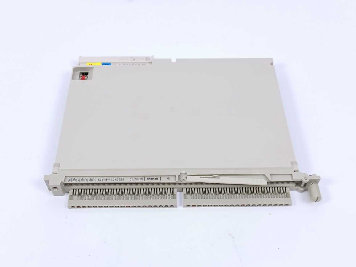 Siemens 6ES5451-4UA13 Digital Output Module