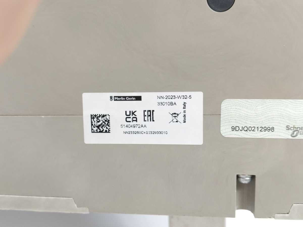 Schneider 33495 NS1600 NA Compact