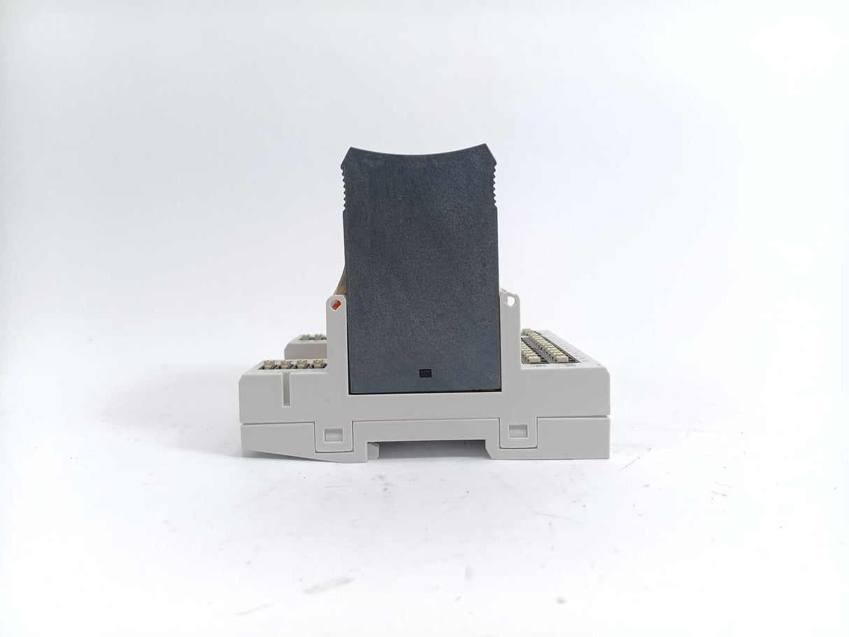 Honeywell XFL823A Binary Input Module