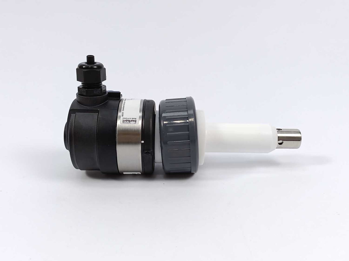 Burkert 00561662 8222 Conductivity Transmitter