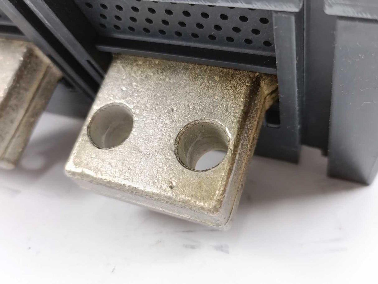 Schneider Electric 31330 INS800 3P 800A - Switch Disconnector