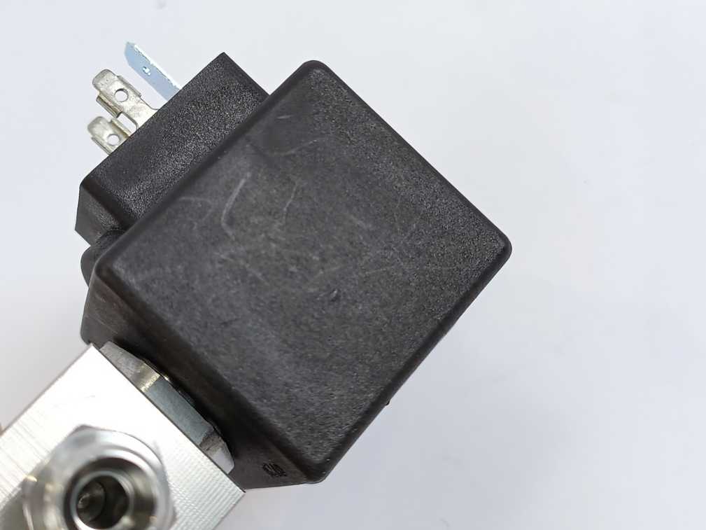 JAKSA 329461 D22NNO DN1.2 NPT1/4 Solenoid Valve w/ hy-lok 316/L 68F