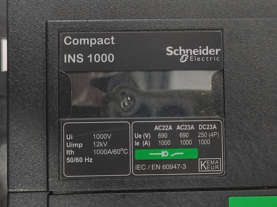 Schneider Electric 31332 INS1000 3P, Switch Disconnector, only used for test