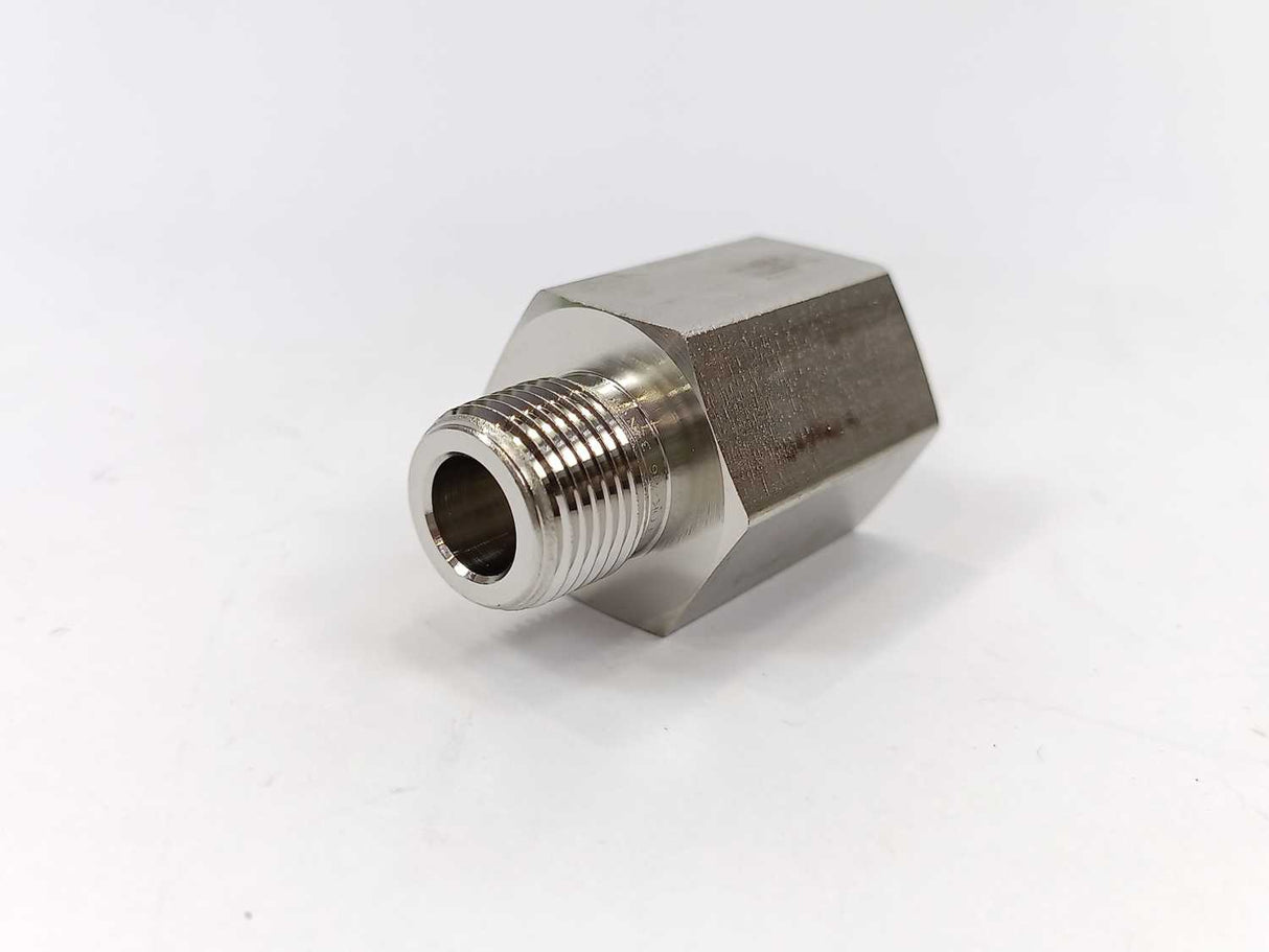 Swagelok SS-8-RA-6 Reducing Adapter 1/2 in. Female NPT 10 pcs.