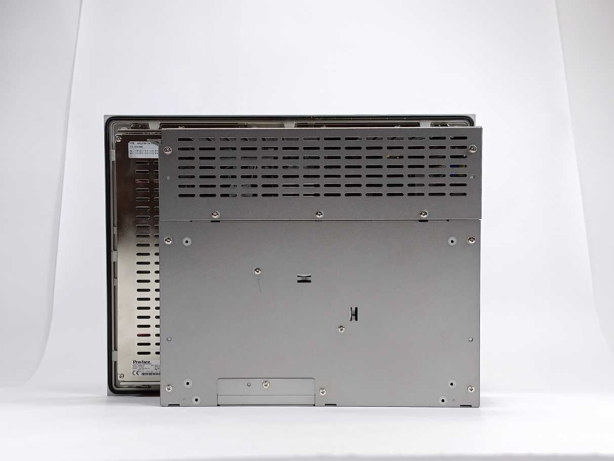 Pro-Face APL3700-TA-CM18-2P-5M-XM60 Industrial Touch Panel PC