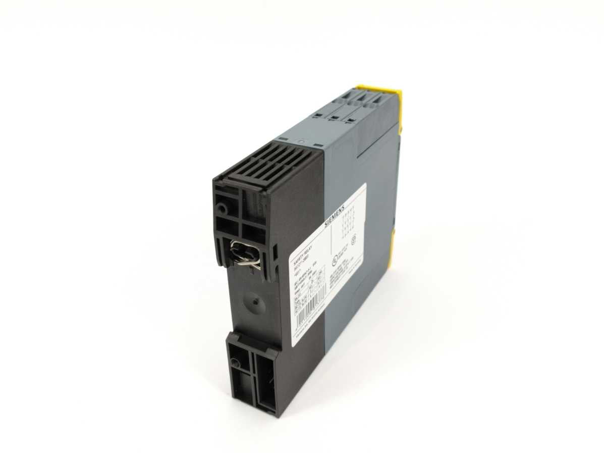 Siemens 3SK1211-2BB00 Safety Relay