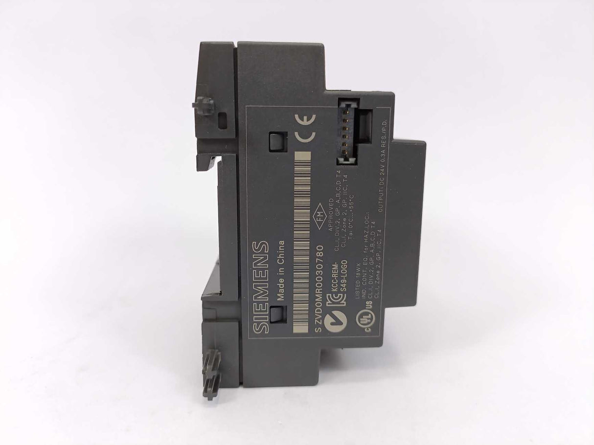 Siemens 6ED1055-1CB10-0BA0 Digital I/O Module