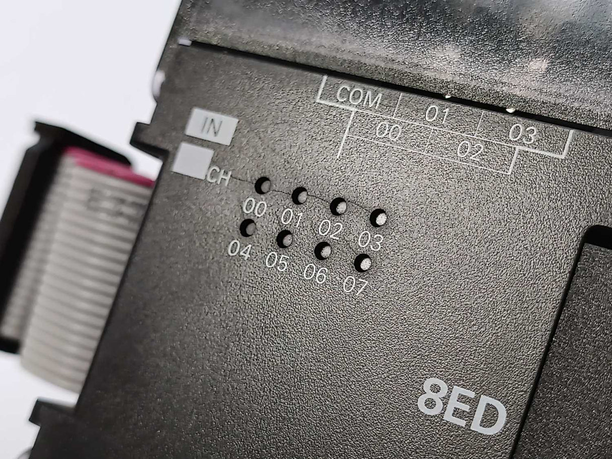 OMRON CP1W-8ED Input Unit 24V DC