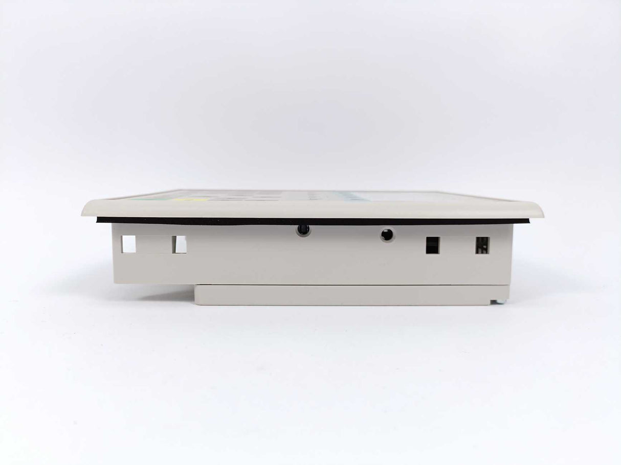 Siemens 6AV6641-0BA11-0AX0 OPERATOR PANEL OP77A