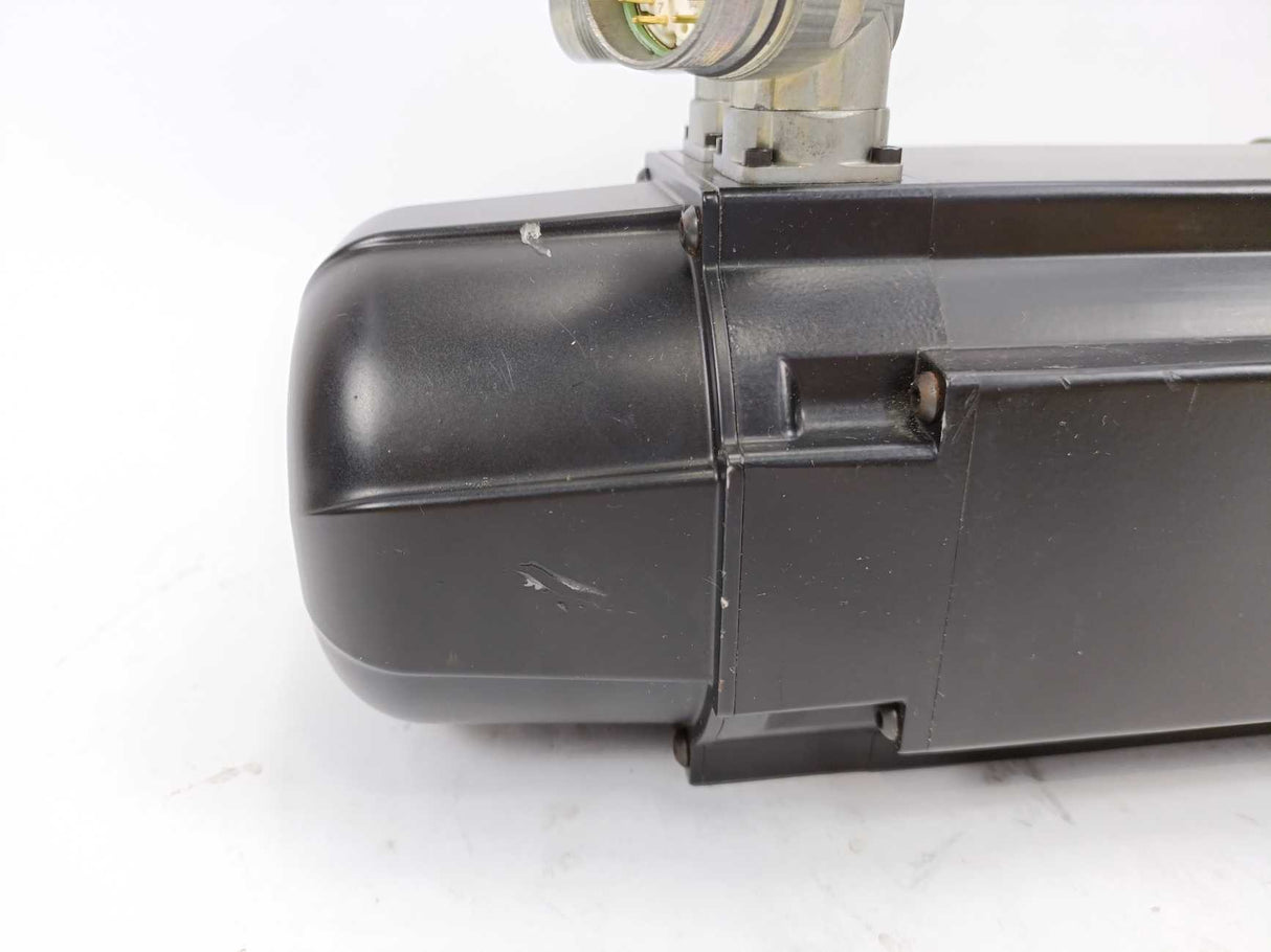 Beckhoff AM3052-1G21-0000 Servo Motor – 400 VAC, 2500 rpm, 1.65 kW