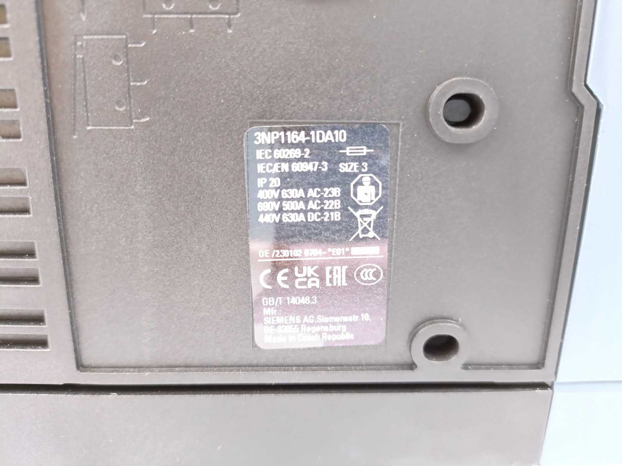 Siemens 3NP1164-1DA10 Switch Disconnector – 4-Pole, NH3, 630 A