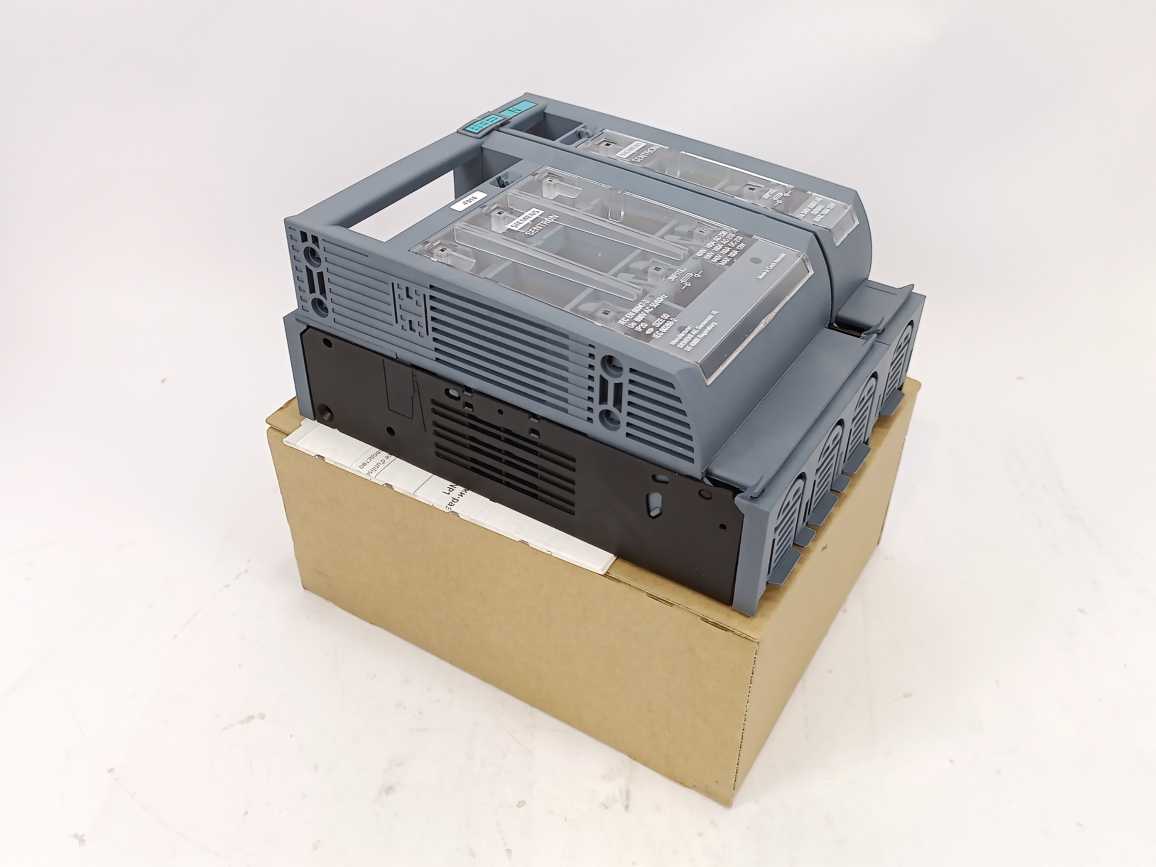 Siemens 3NP1134-1CA10 Switch Disconnector - 4-Pole, NH00, 160 A