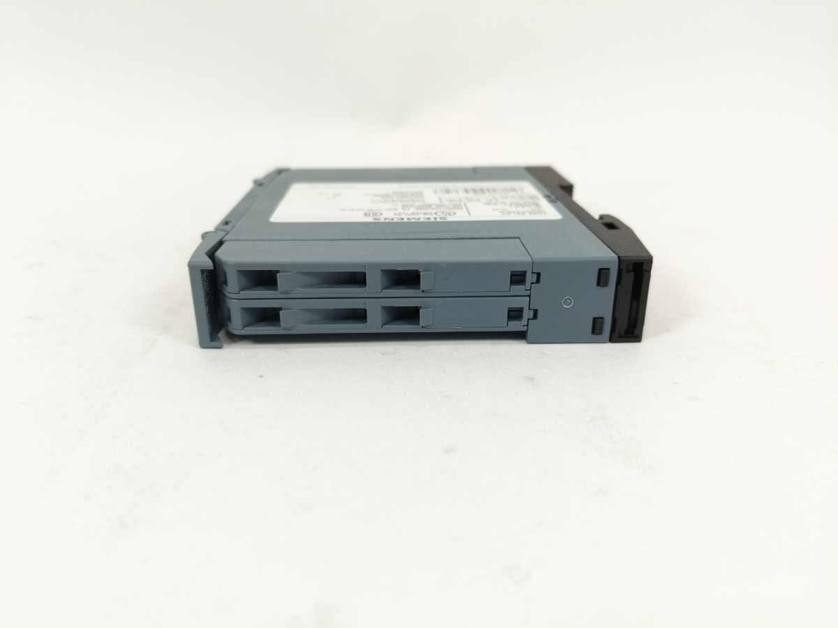 Siemens 3RP2535-2AW30 V1.05 SIRIUS Time Relay E05
